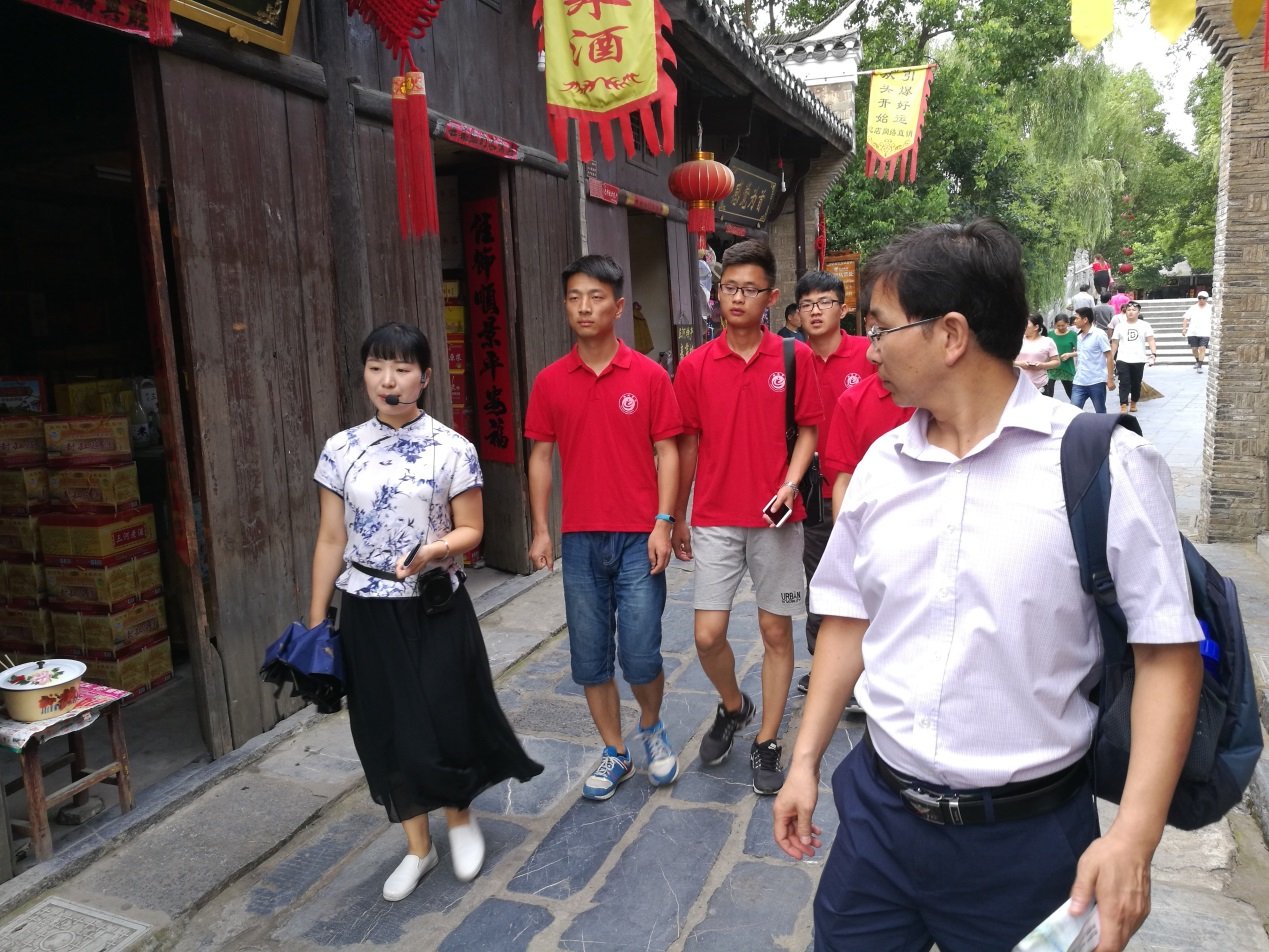 大学生多彩暑期活动：在服务奉献中锤炼专业技能 ——金州职业技术学院2023年暑期