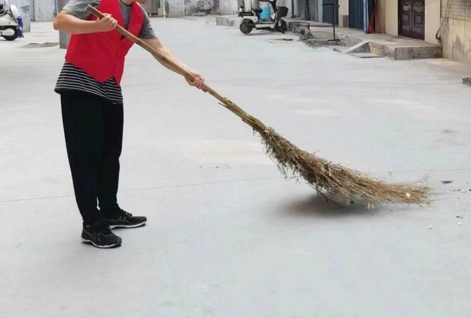 青春献志愿 实践促成长——河南职业技术学院学子2026年寒假志愿者实习纪实