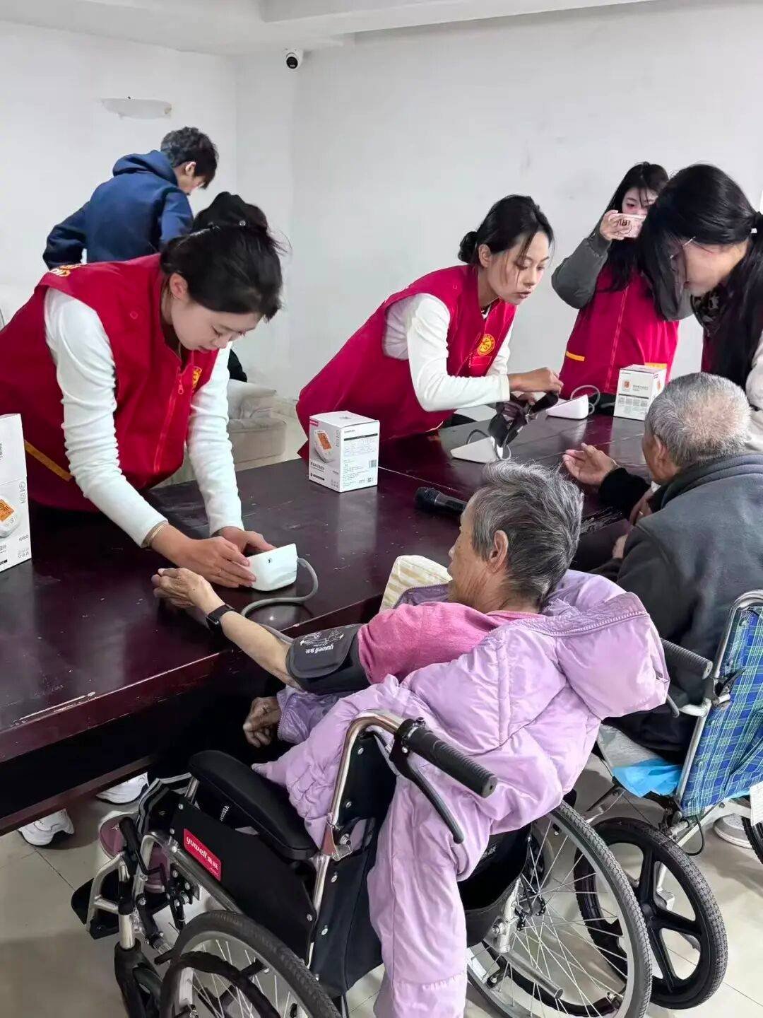 志愿奉献暖基层 青春实干显担当——南通科技职业学院2026年志愿服务活动