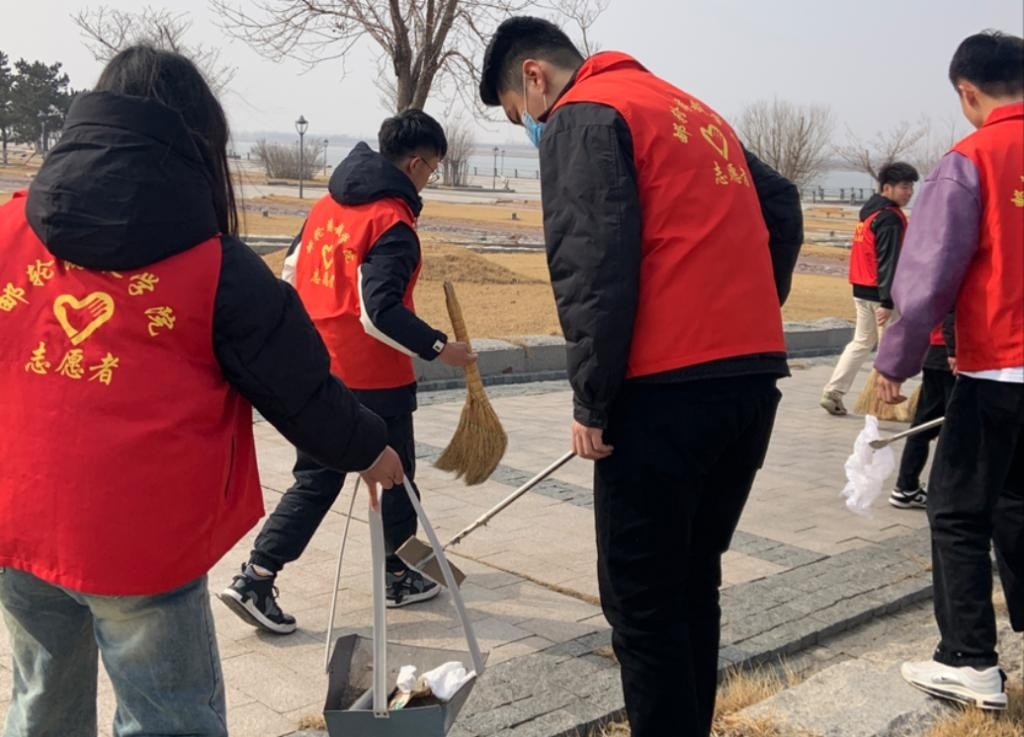 青春聚力做志愿 服务基层显担当——黄冈职业技术学院2026年志愿实践活动