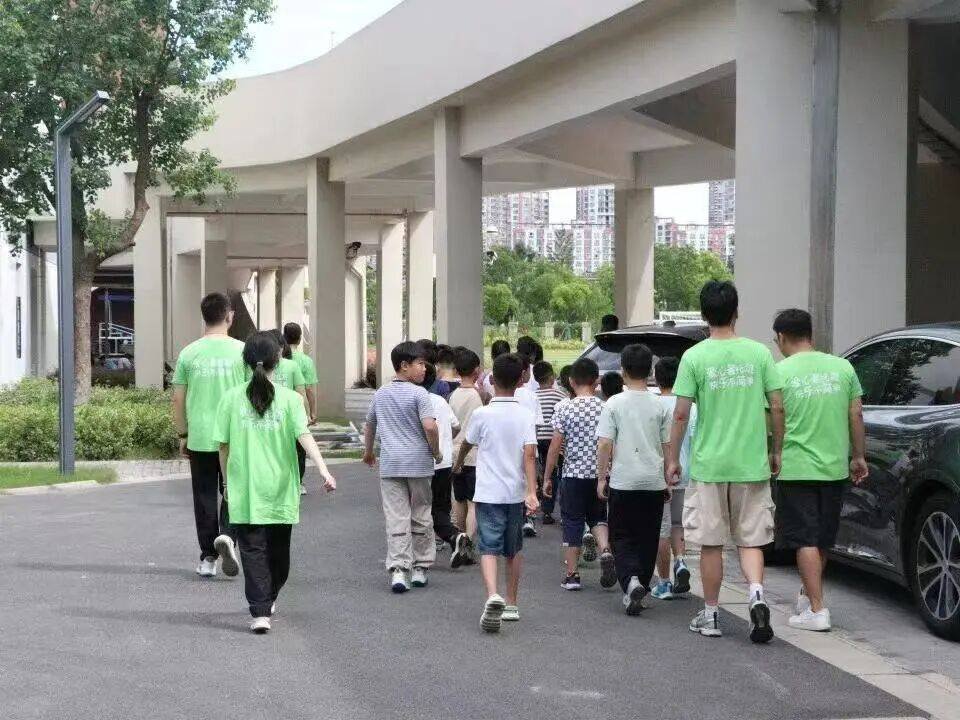 彩云之南的约定：昆明冶金高等专科学校“青筑梦”志愿服务队2026年暑期“三下乡”